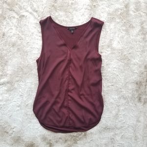 Burgundy Sleeveless Tunic Top